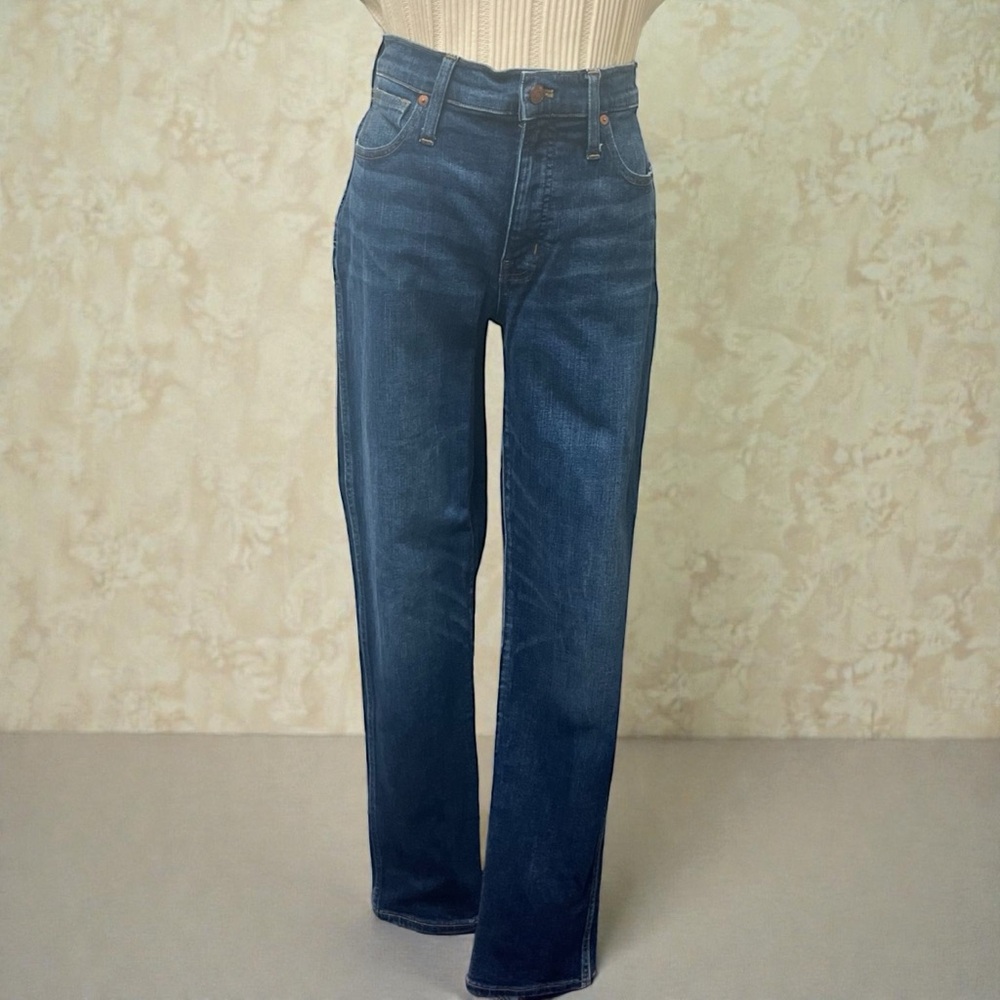 **LIKE NEW**Madewell Indigo Denim Jeans with Brown Leather Patch